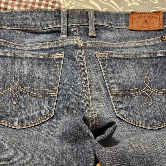 🍀 Lucky Brand Cate Stacked Skinny Jeans Size 00/24 with 30" inseam - Picture 5 of 9